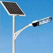 Ομαλή επιφάνεια 12.8V ροής φωτεινών σηματοδοτών 10800lm των υπαίθριων οδηγήσεων έξυπνη ηλιακή